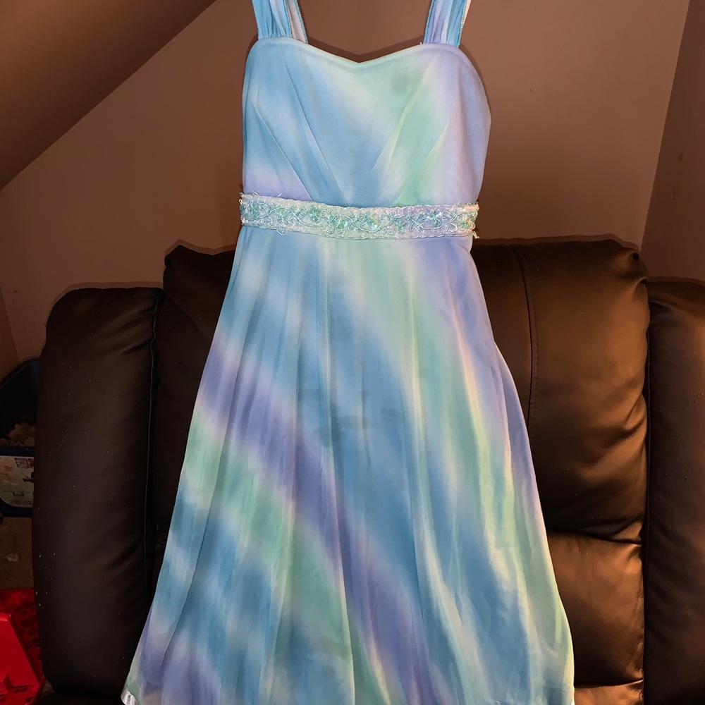 Girls dress